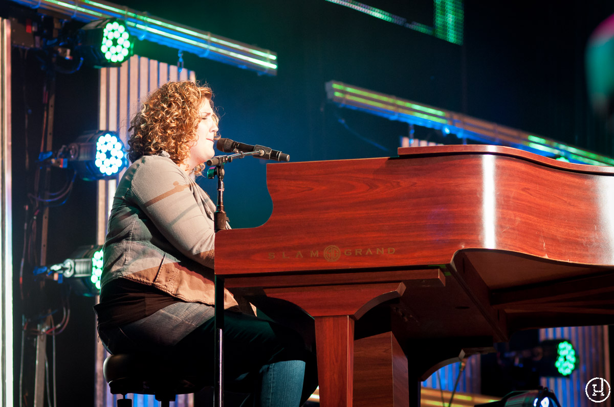 Casting Crowns perform at the Iowa State Fair in Des Moines, IA on August 11, 2011 (Jeff Harris)