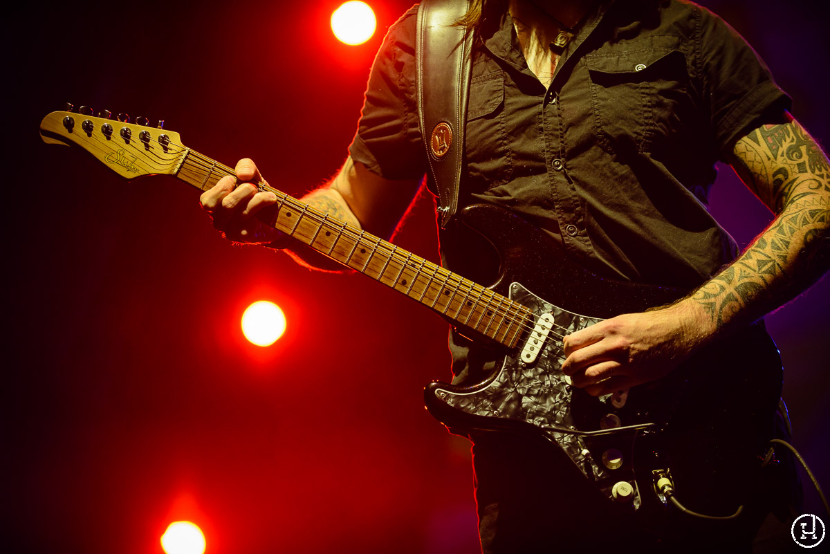 Brit Floyd perform at The Huntington Center in Toledo, OH on March 5, 2013 (Jeff Harris)