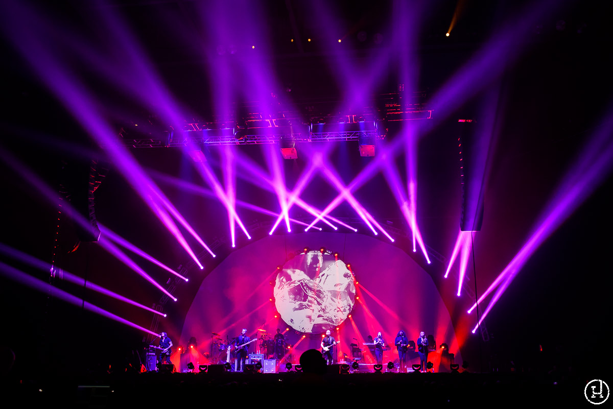 Brit Floyd perform at The Huntington Center in Toledo, OH on March 5, 2013 (Jeff Harris)