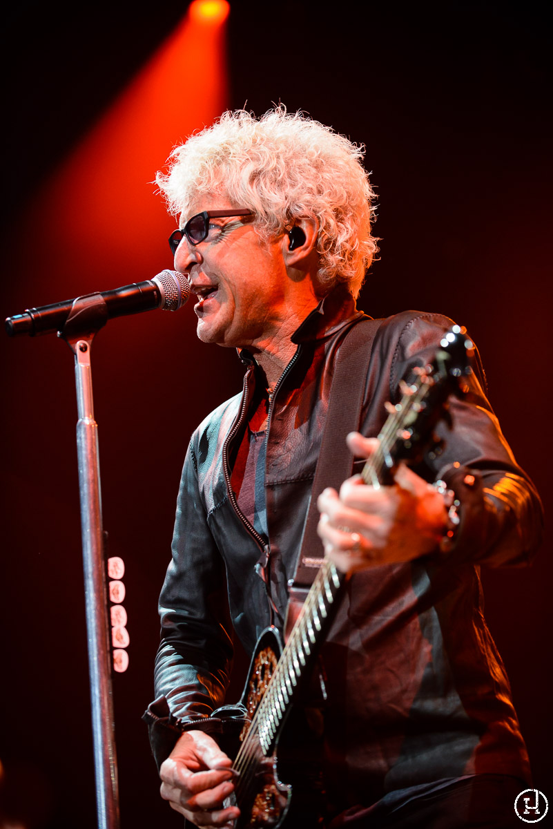 REO Speedwagon perform at The Huntington Center in Toledo, OH on April 21, 2013 (Jeff Harris)