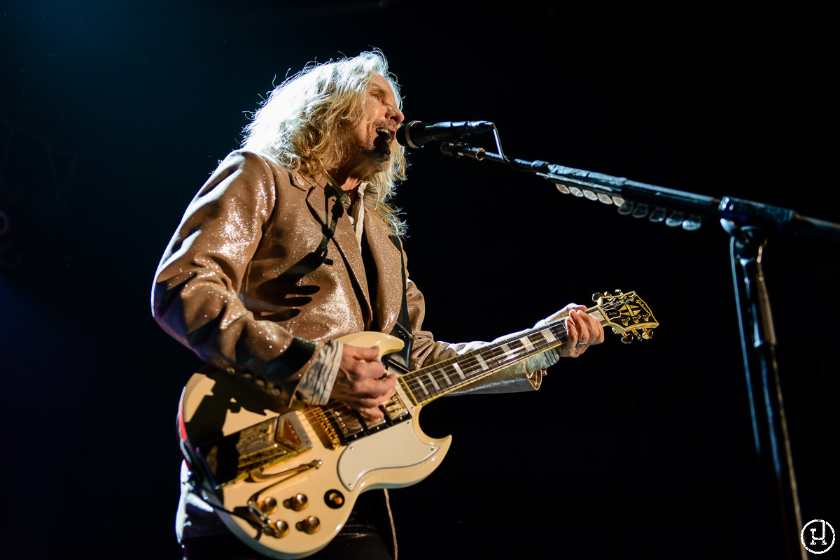 Styx perform at The Huntington Center in Toledo, OH on April 21, 2013 (Jeff Harris)
