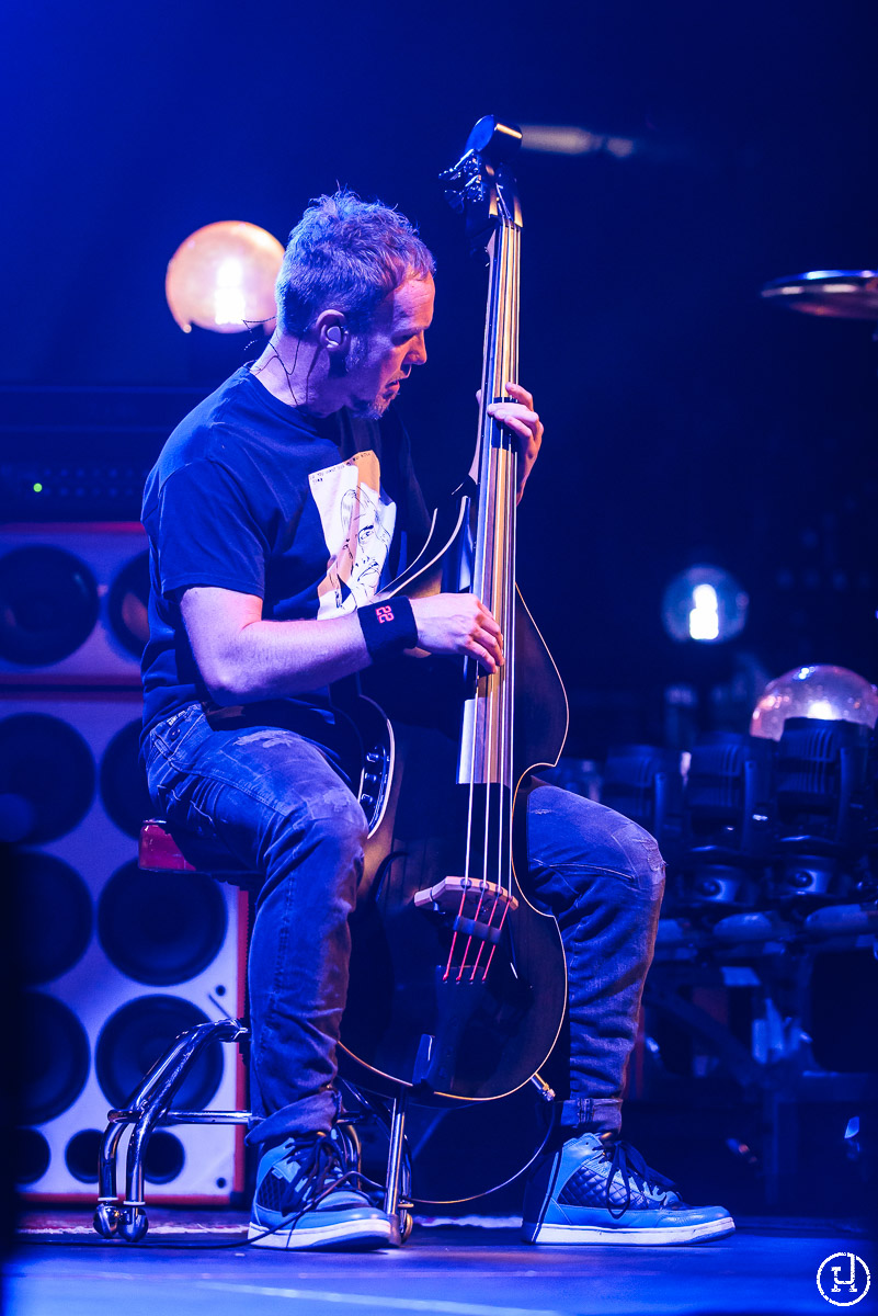 Pearl Jam perform at Joe Louis Arena in Detroit, MI on October 16, 2014